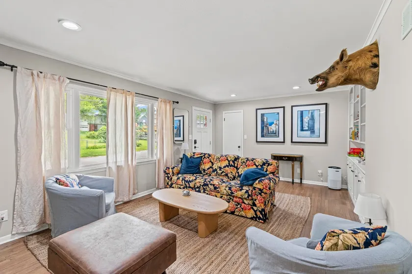 The Carrollton Retreat, Pets Welcome - Image 1