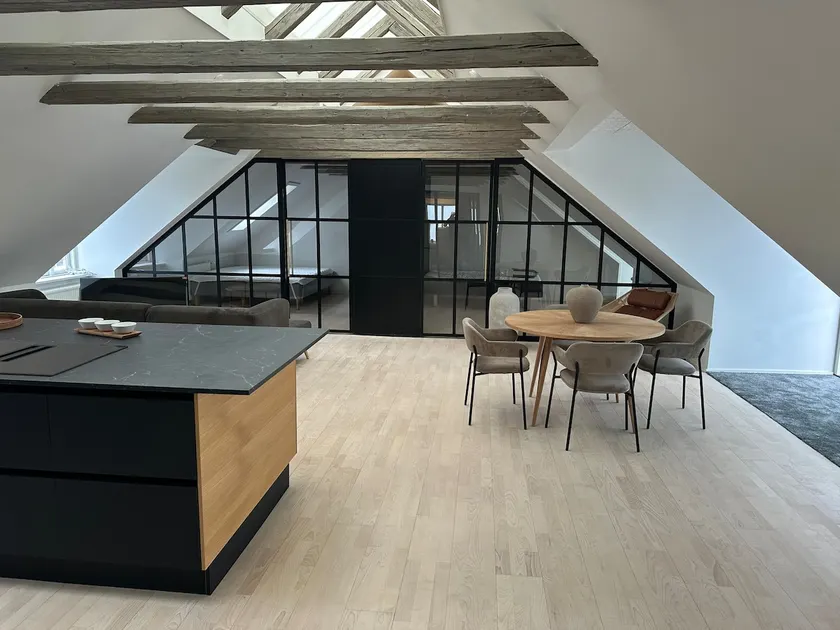 Beautiful penthouse apartment for rent - Image 1