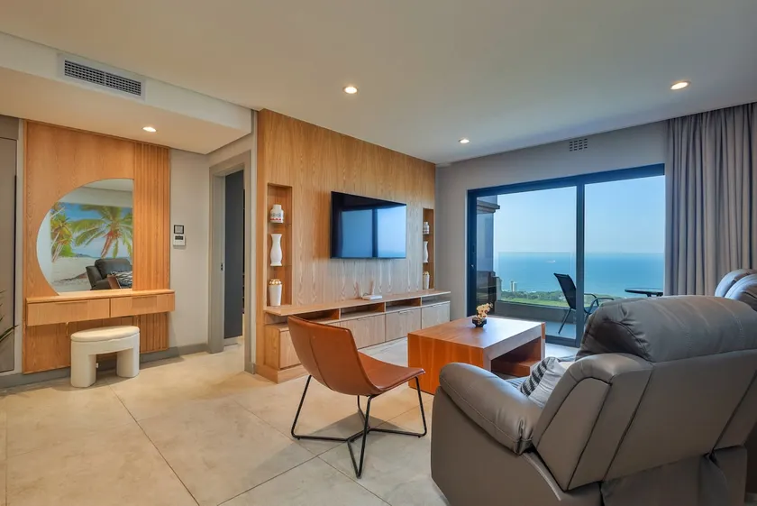 Indian Ocean Views- 68 Ridgeside Residence - Image 1