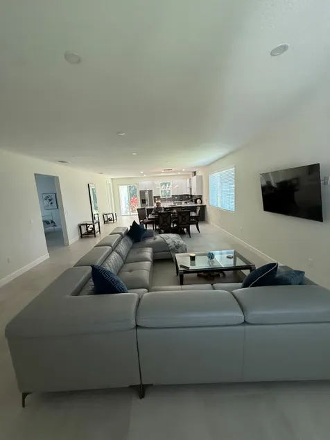 3-bedroom house in fabulous Sarasota with AC - Image 1