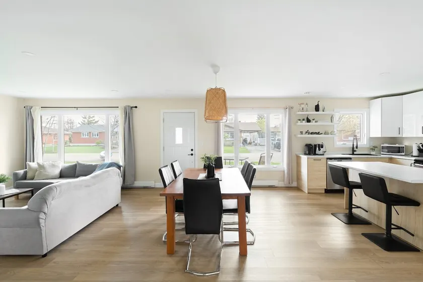 AquaV * Large house for up to 8 people * - Image 1