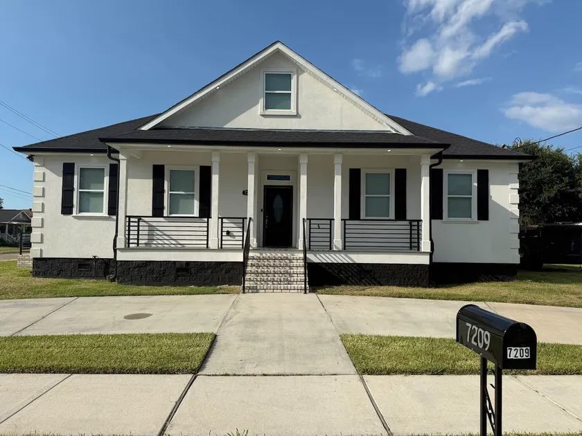 Nola comfortable - Image 1