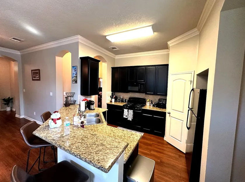 Cozy Home in the Heart of Aggieland - Image 1