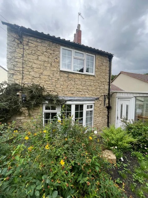Riverside Cottage - Image 1