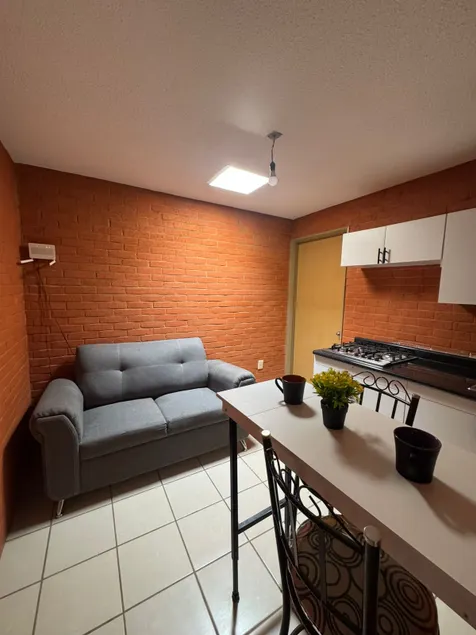 Deluxe House, Upper Floor. - Image 1