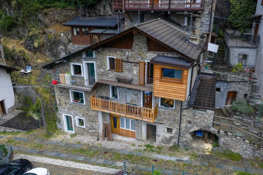 Sunset with panoramic views of the Valtellina - Image 1