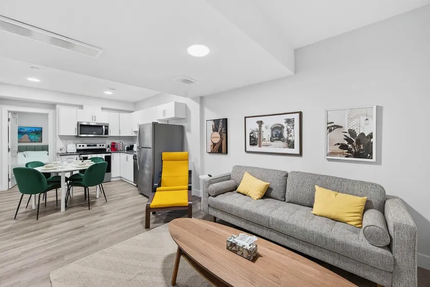 Cozy Private Suite in Leduc - Image 1