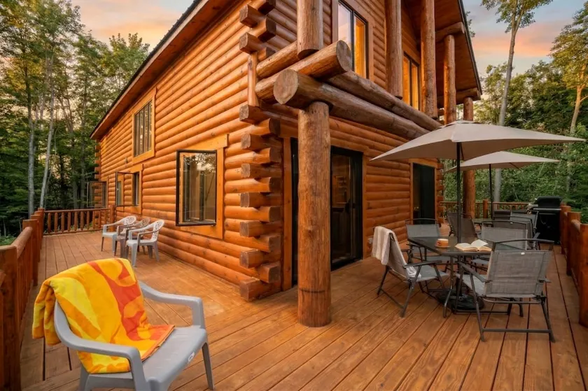 Secluded Log Cabin w/Sauna, Near Skiing & Golf - Image 1