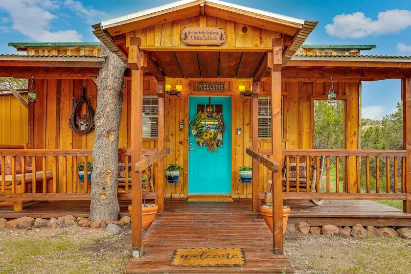 Quiet Eagar Retreat Near Lakes, Hiking & Hunting! - Image 1