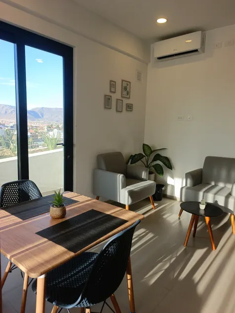 Apartment with balcony and top views. - Image 1