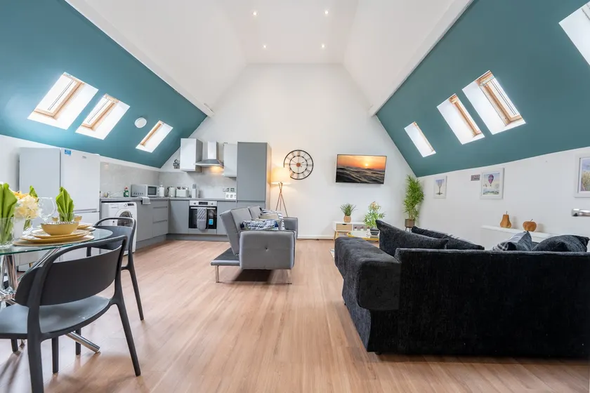 Belgrave Chapel - Luxurious Apartment - Image 1