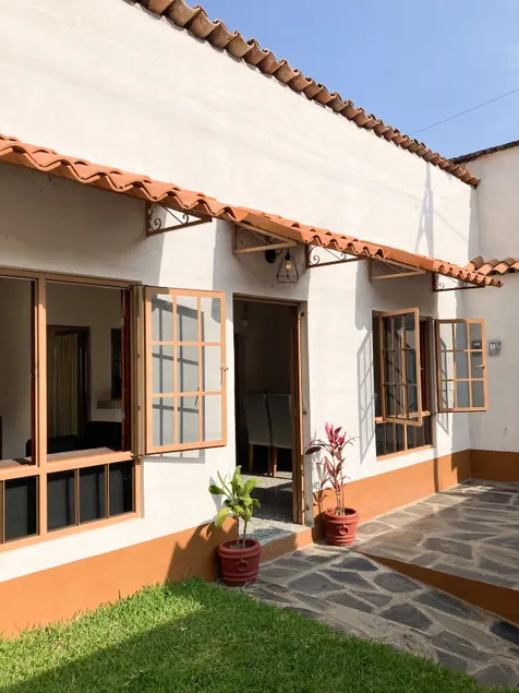 Central house in Malinalco - Image 1