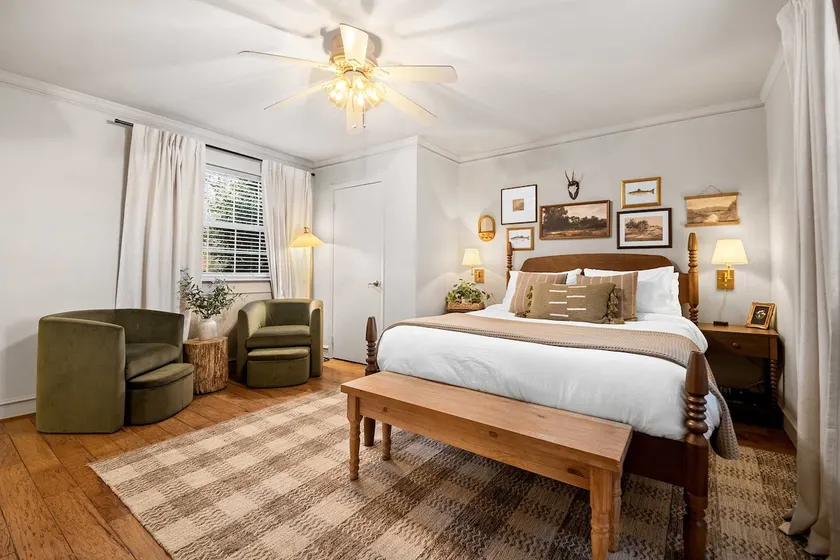 Etowah Suite w Hot Tub, Family Stay Near Rock City - Image 1