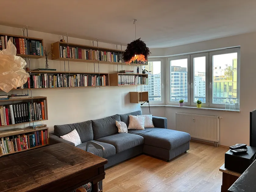 Lovely 2-bedroom apartment in the heart of Warsaw with WiFi - Image 1