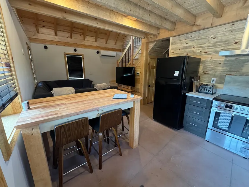 Timberville – Connie - Image 1