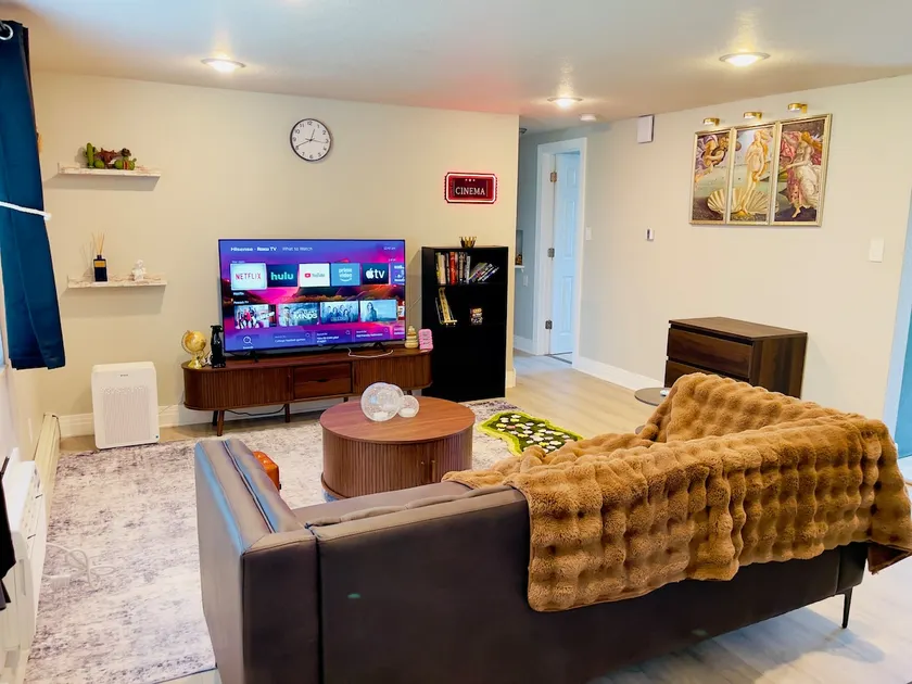 New! Getaway Spot Near Red Rocks, Denver & Mtns - Image 1