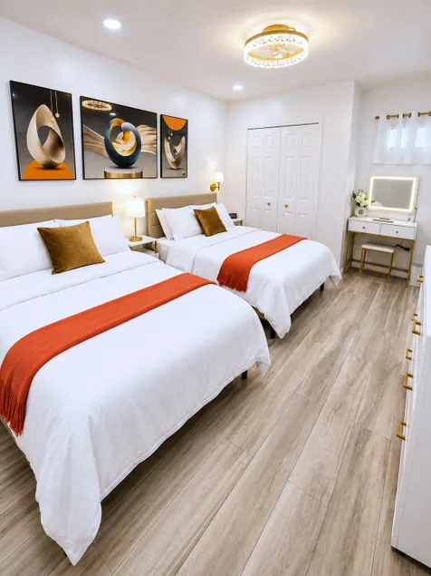 Escape to the ”Golden Suite” Private & Near Disney - Image 1