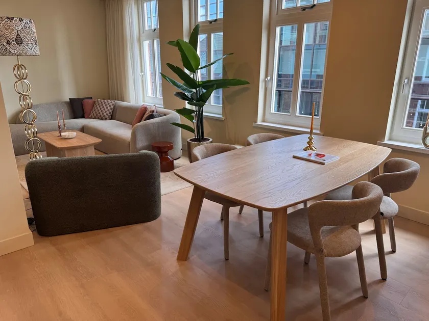 VS 3 | Luxury apartment in center for short stay - Image 1