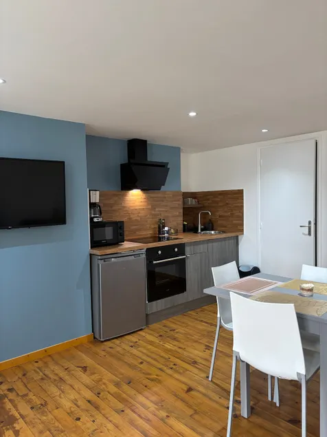 “Michaël” Studio in Bar-sur-Aube, 35 m² - Image 1