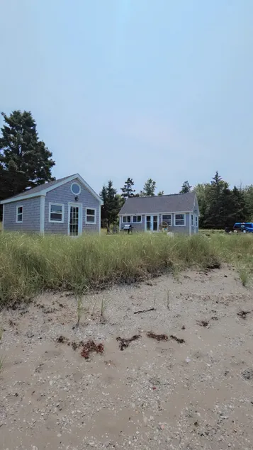 Oceanside Retreat - Image 1