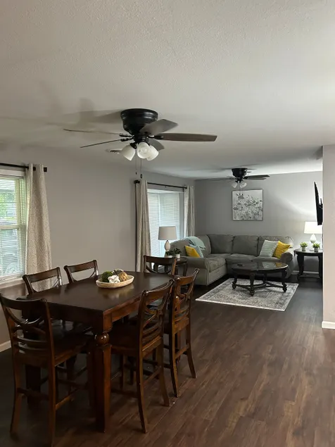 The Cozy Cottage - Image 1