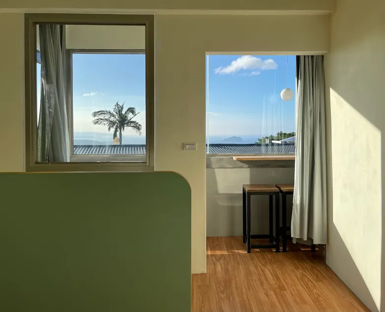 Suitable for families and friends, located next to Jiufen Elementary School, a quiet three-story detached house - Image 1