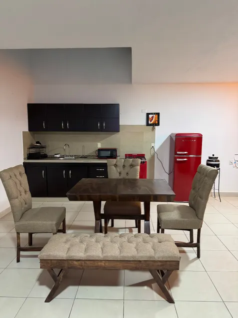 Ground floor riverside house with garage - Image 1