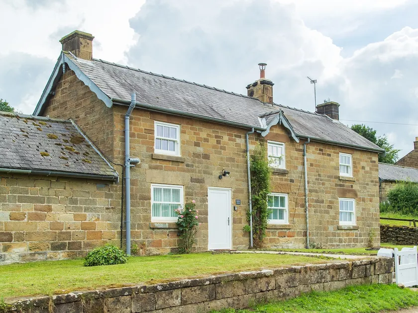 Rose Cottage, Kepwick Village nr Thirsk North Yorkshire Hot Tub - Rural Location - Image 1