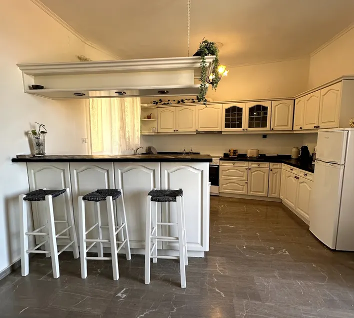 Lyra House - Image 1