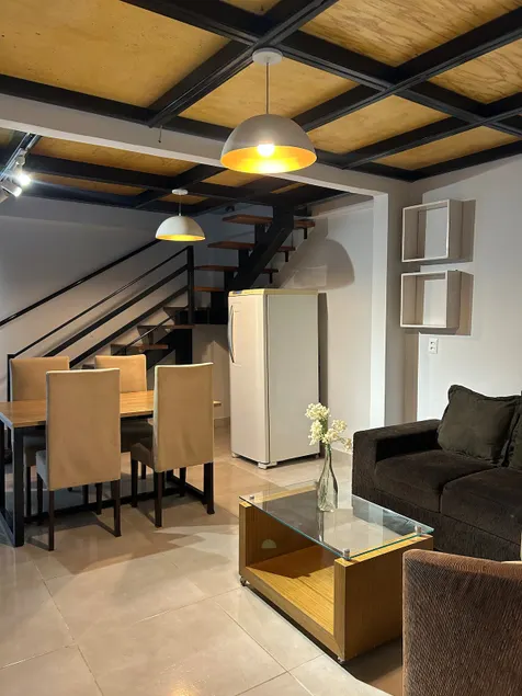 Modern Loft Apartment - Image 1