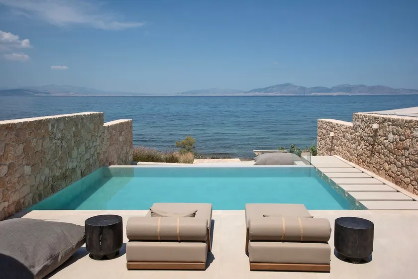 AÁSHNA Suites and Residences - Image 1