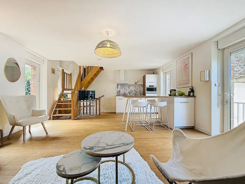 Emmanuelle's house: renovated cottage with garden - Image 1