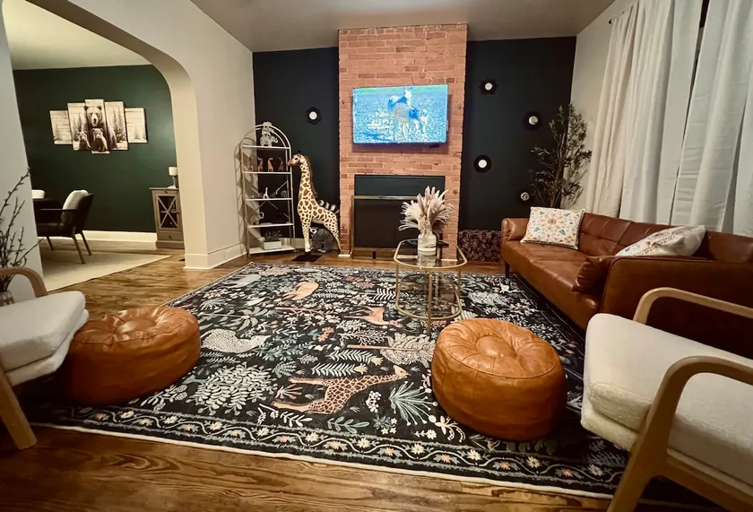 One Wild Place - Fun 4BR 2Bath/Firepit - Image 1