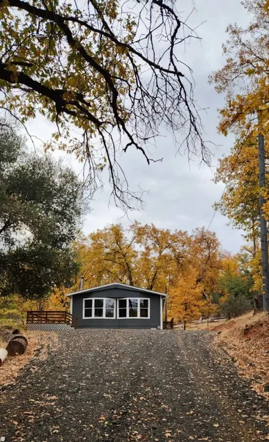 The Little House. Near Yosemite. - Image 1
