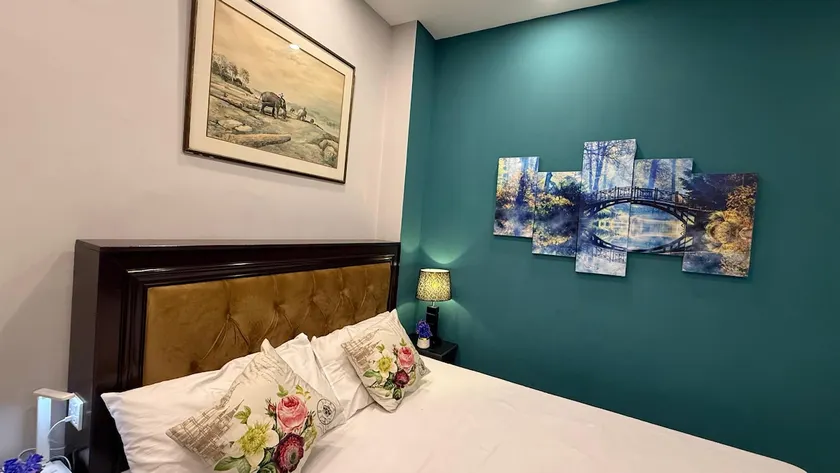 Luxury Apartment & Suite Available in Johar Town - Image 1