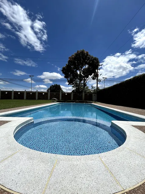 Chalet San Luis - Image 1