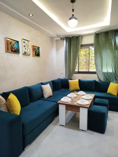 Bright Apartment – Ideal Location - Image 1