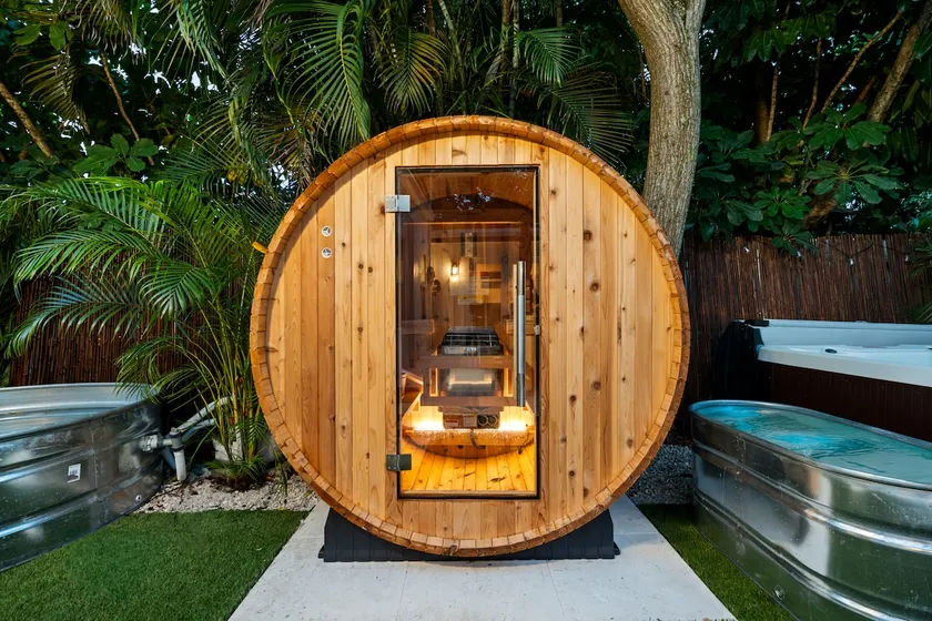 FIFA! Wellness Retreat|Sauna, Cold Plunge, Hot Tub - Image 1