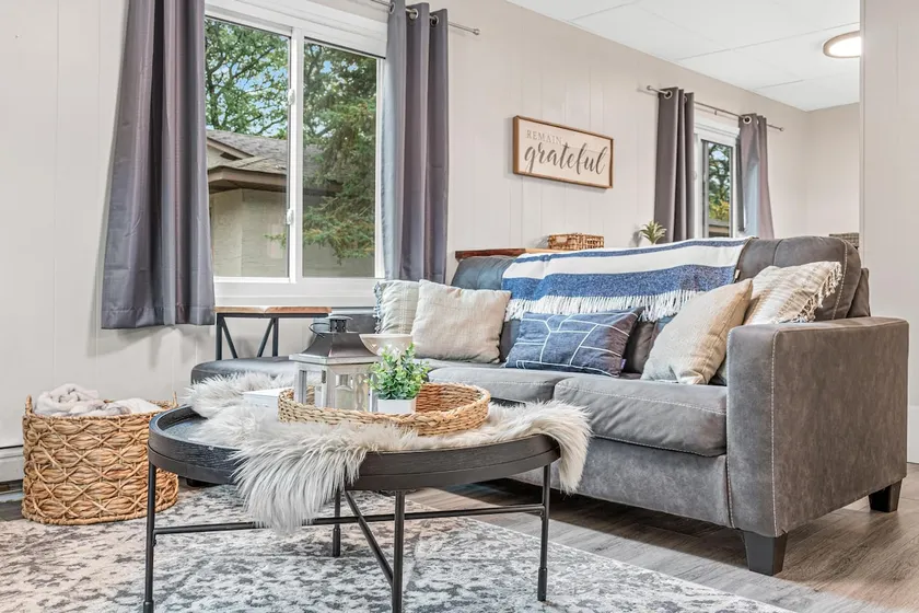 Cozy Como Flat | Walk to Zoo, Close to Downtown - Image 1