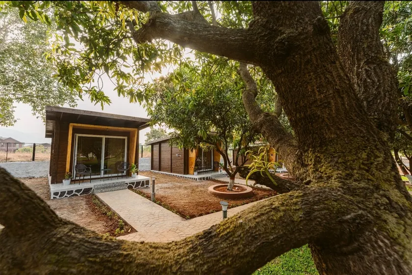 Hideaway / Cozy Wooden Chalet 02 - Image 1