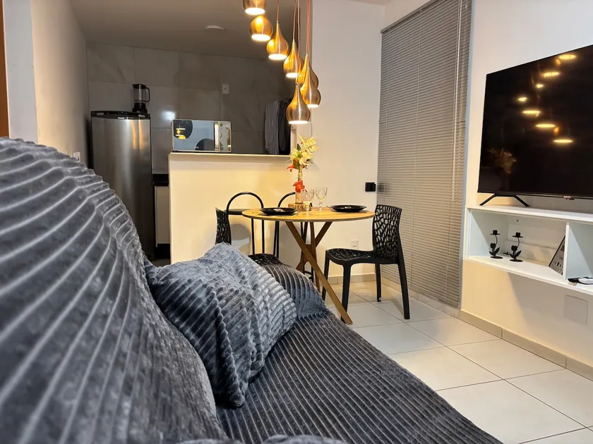 Apartment in a Gated Community with a Swimming Pool, Near Parque Sabiá - Image 1