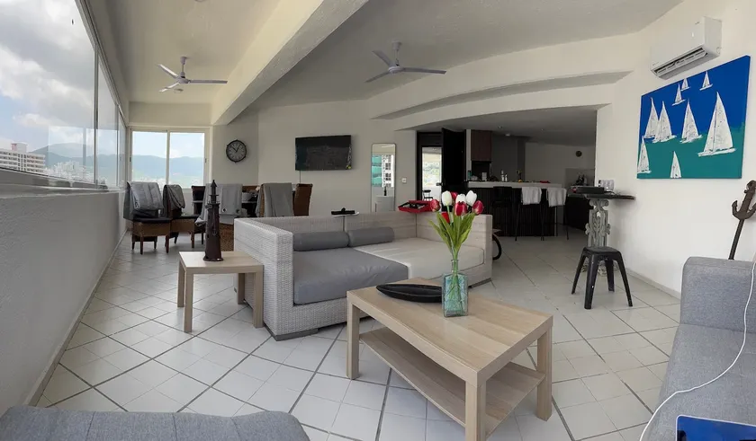 Apartment in Icacos overlooking the coast - Image 1