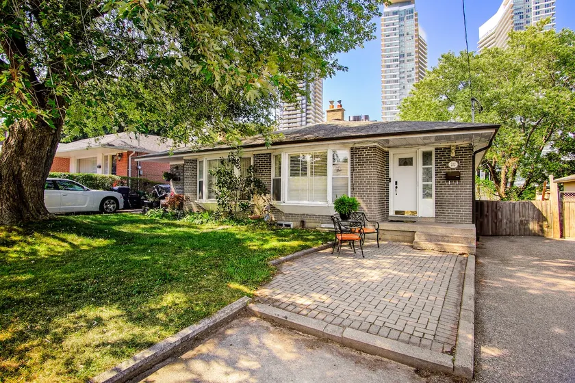 Your Peaceful Oasis in the City - Image 1