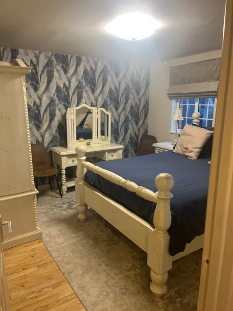 Your place in Dergmoney - Image 1