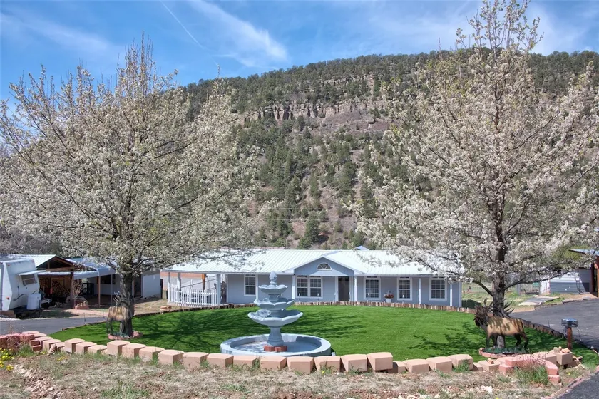 Pecos River and Lake Retreat - Image 1