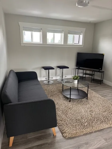 2 bedroom guest suite - Image 1
