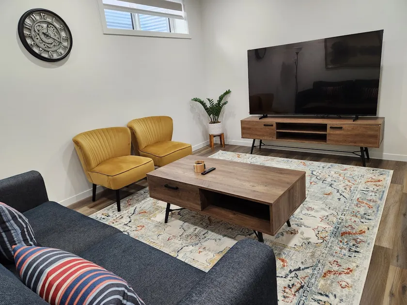 Modern 2BR | Private Suite | Close to Banff | UofC - Image 1