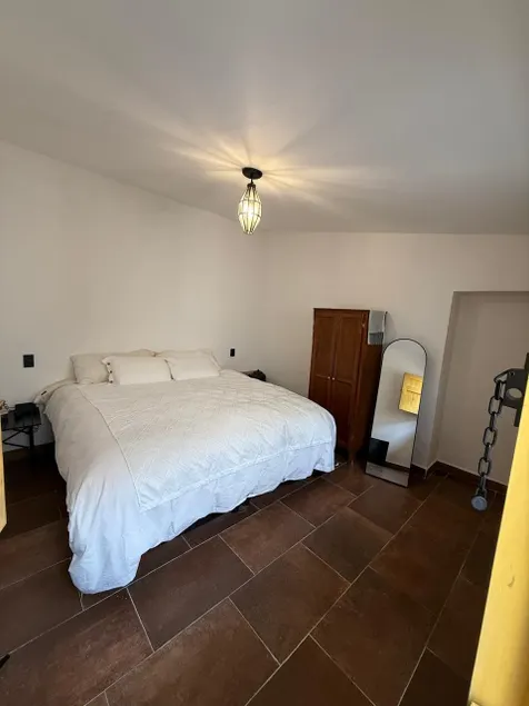 Townhouse Escape - Image 1
