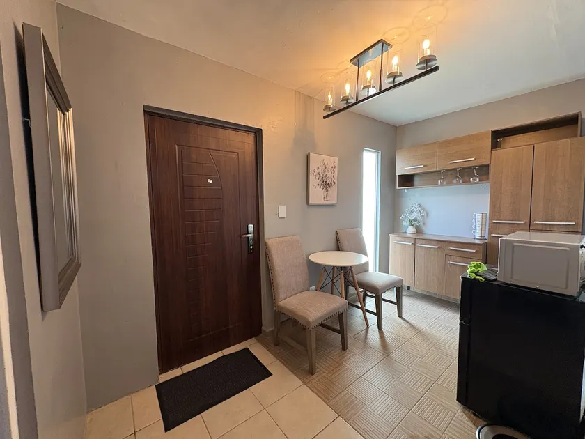Second floor apartment - Image 1