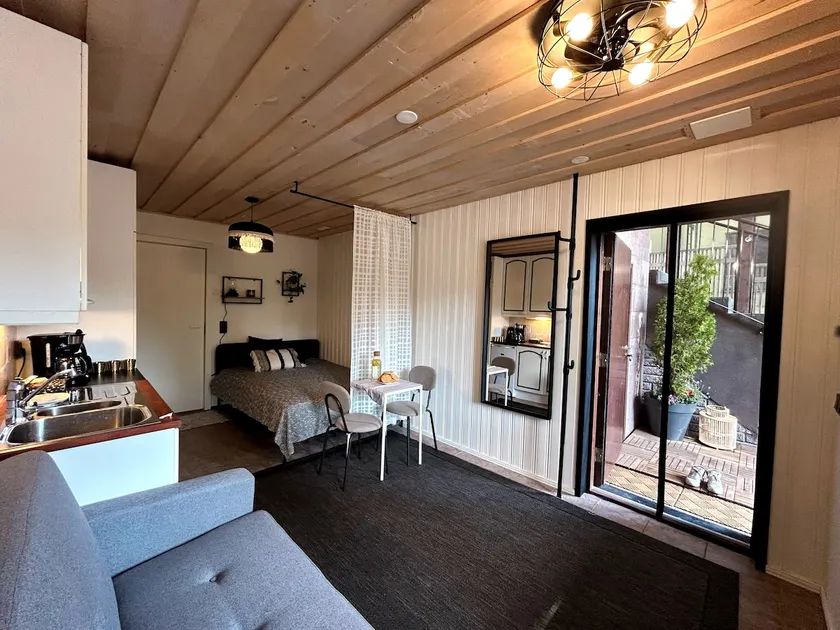 Private Villa Studio +Breakfast +Sauna +Parking - Image 1
